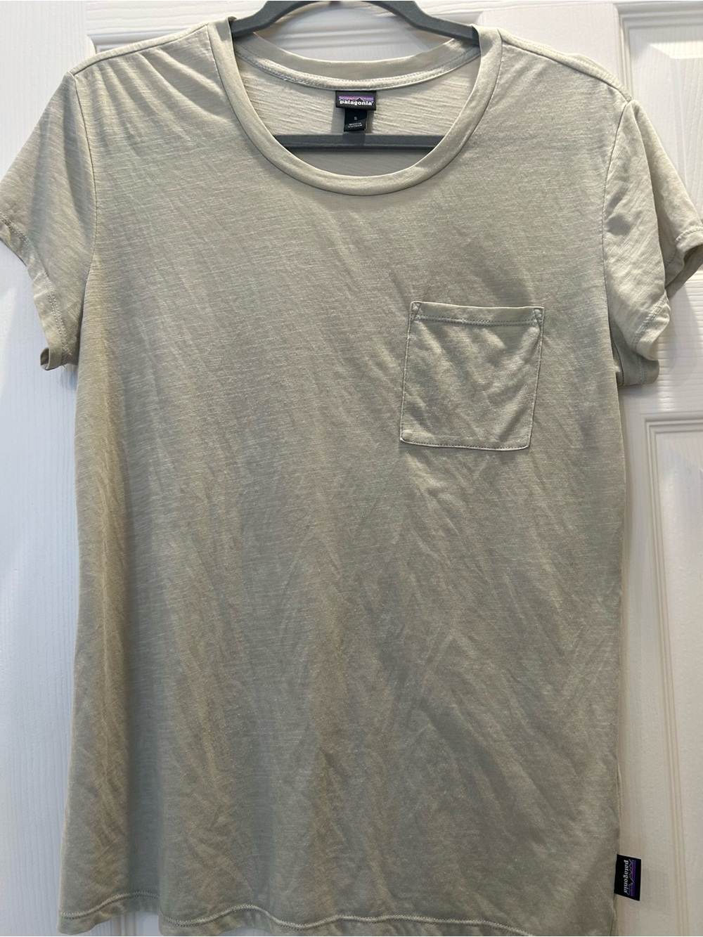Patagonia Mainstay Tee in Light Pale Sage USED